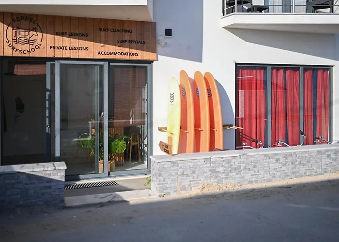Bed & Breakfast Ferrel Surf House Baleal