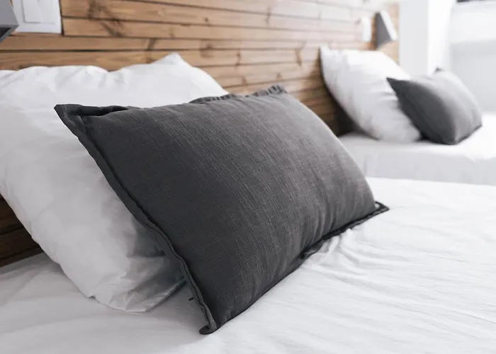 Bed & Breakfast Ferrel Surf House