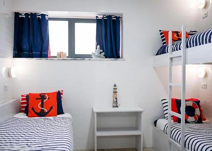 Ferrel Surf House Bed & Breakfast *