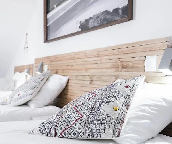 Ferrel Surf House Bed & Breakfast