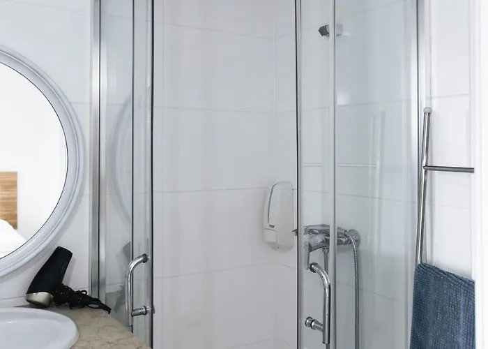 Ferrel Surf House Bed & Breakfast