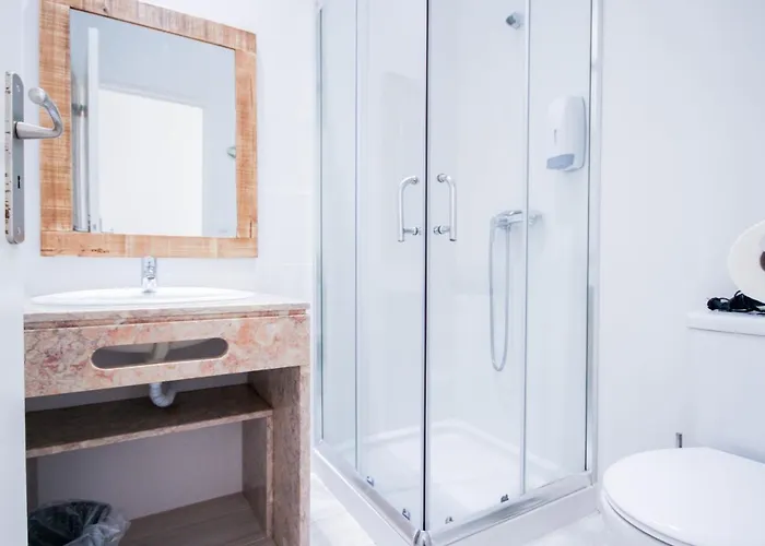 Bed & Breakfast Ferrel Surf House *